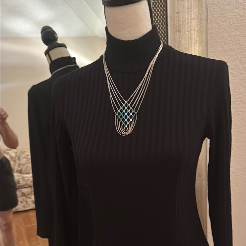 Elegant Silver and Blue Necklace